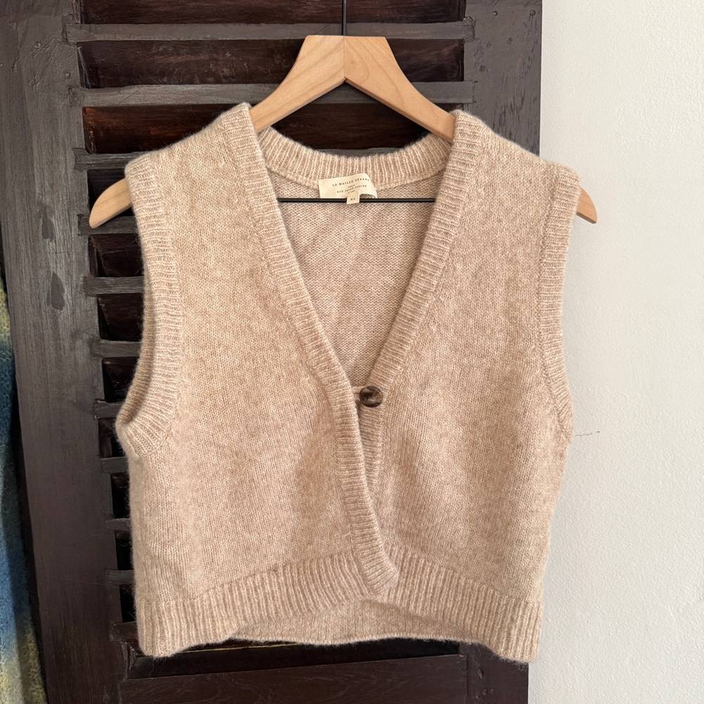 Sezane Cozy Sleeveless Knit Vest - Beige